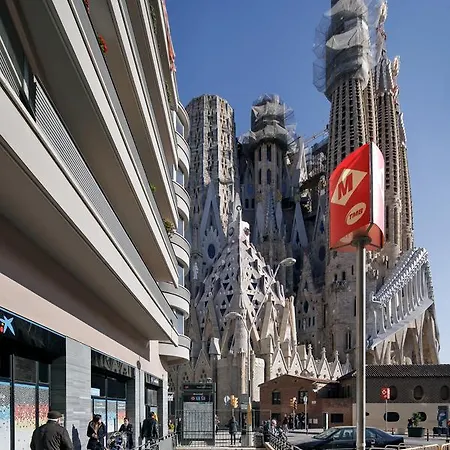 Sagrada Familia Apartment